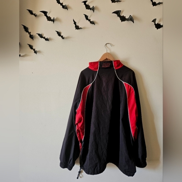 Vintage Nike Rain and Track Jacket Size XXL Red, Black and White - Picture 3 of 3